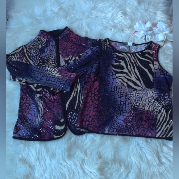 aDRESSing woman Tops - aDRESSing Woman Set Size M